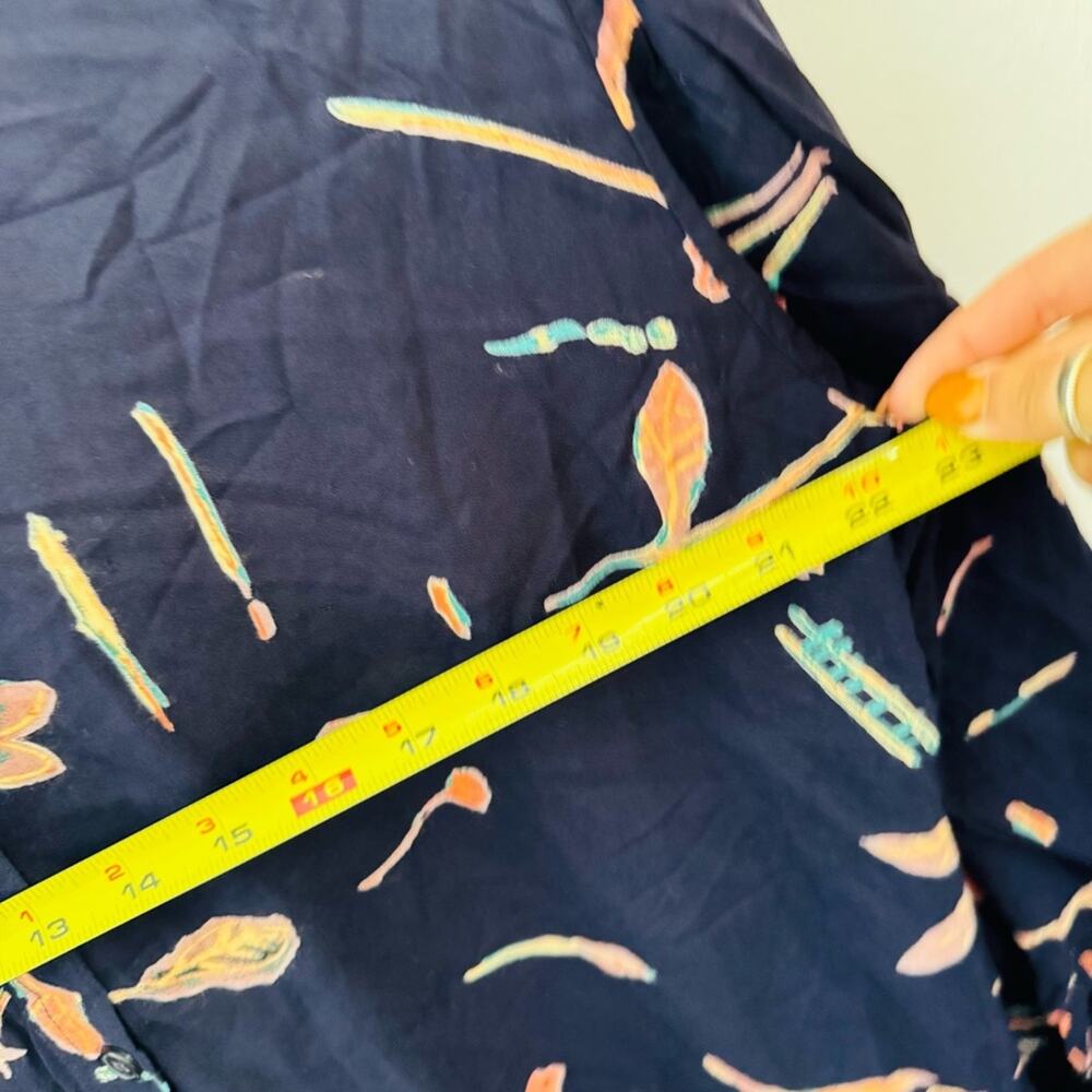 VINTAGE 90s SAND PIPER Dark Navy Blue Beige Abstract Floral Blouse Shirt Top M - Picture 13 of 14
